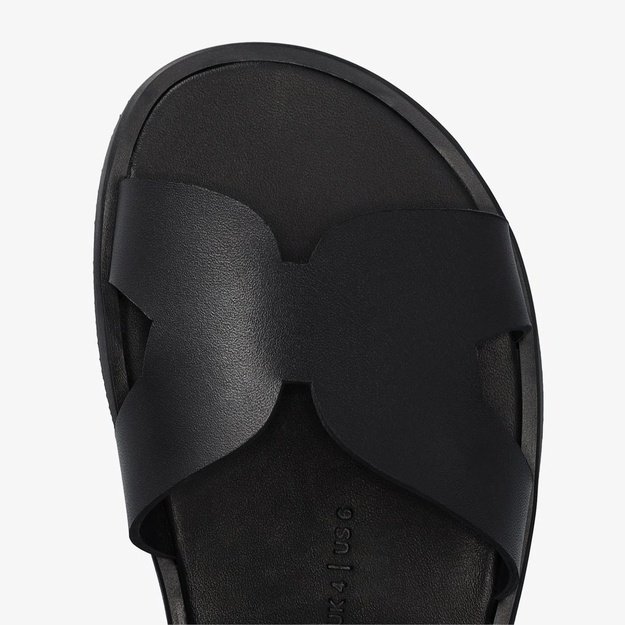GROUNDIES® barefoot basutės Juno juoda
