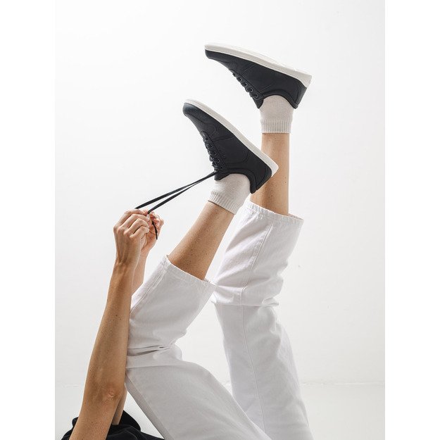 Barefoot Sneakers - Be Lenka Echo - Black & White