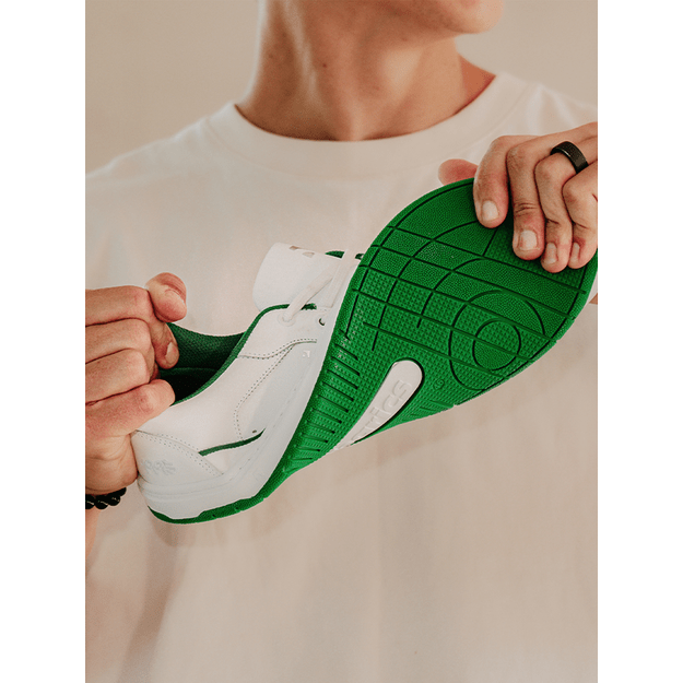 Barefoot kedai Barebarics Arise - White & Green