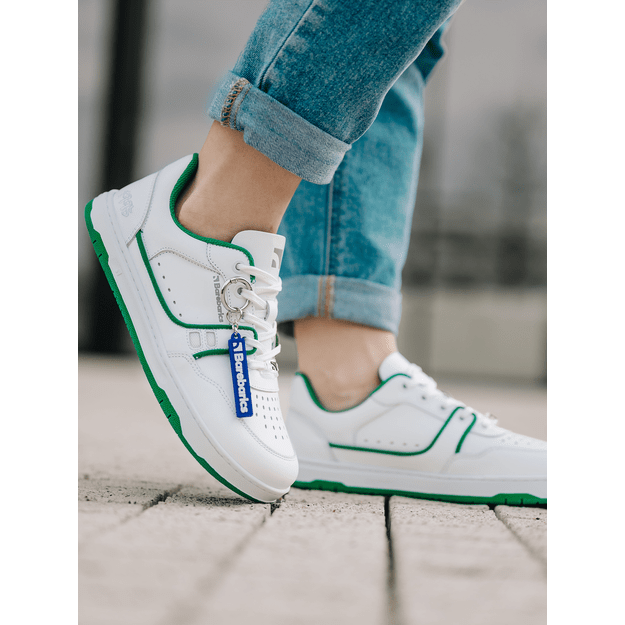 Barefoot kedai Barebarics Arise - White & Green