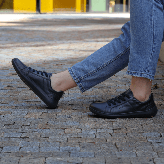 Skinners barefoot batai Streetsurfer juoda