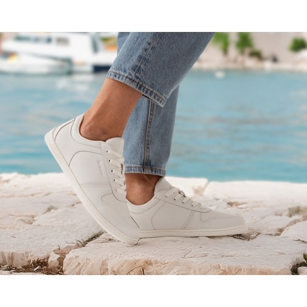 Barefoot kedai Be Lenka Echo - visiškai balti