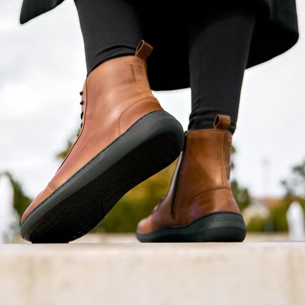 Skinners barefoot Astra ruda