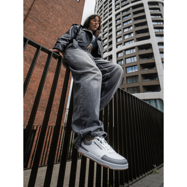 Barefoot kedai Barebarics Wave - White & Grey
