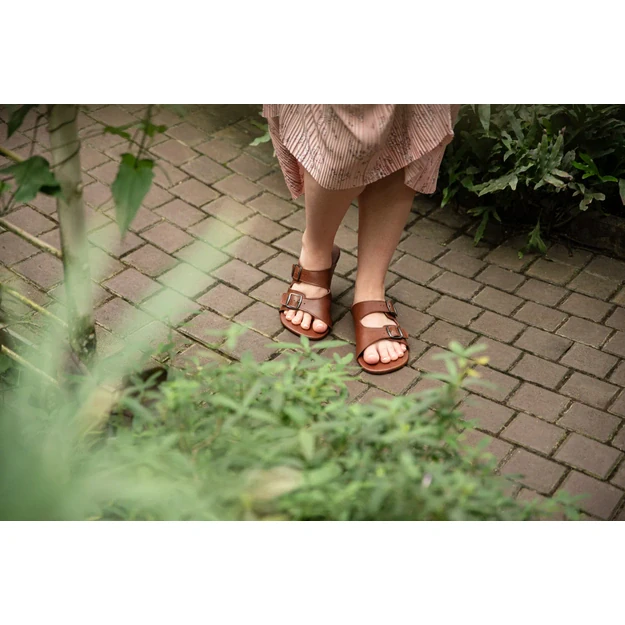 AHINSA  barefoot  šlepetės Sandals ruda 