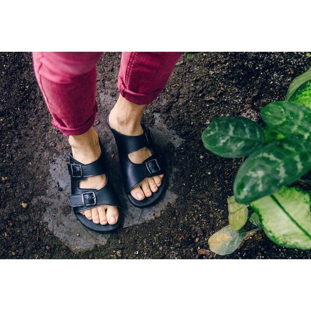 AHINSA  barefoot  šlepetės Sandals juoda