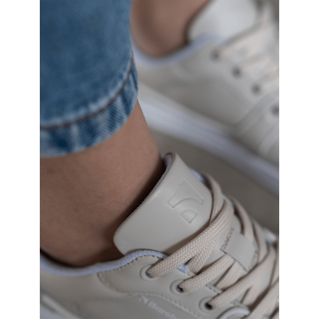 Barefoot kedai Barebarics Arise - Cream White