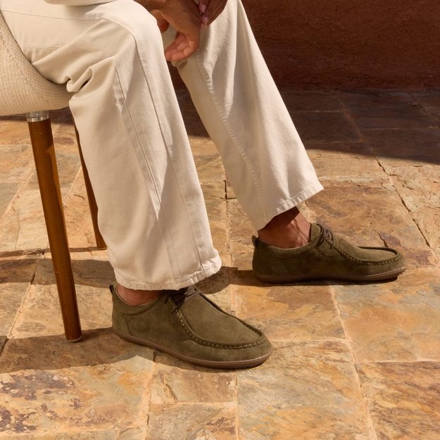 Barefoot Mokas&iacute;ny GROUNDIES&reg; Cricket Khaki