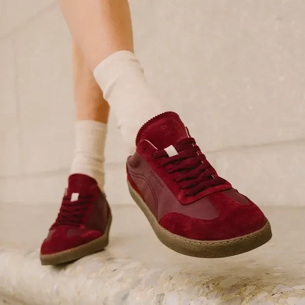 GROUNDIES® Moteriški barefoot batai  Panama bordo