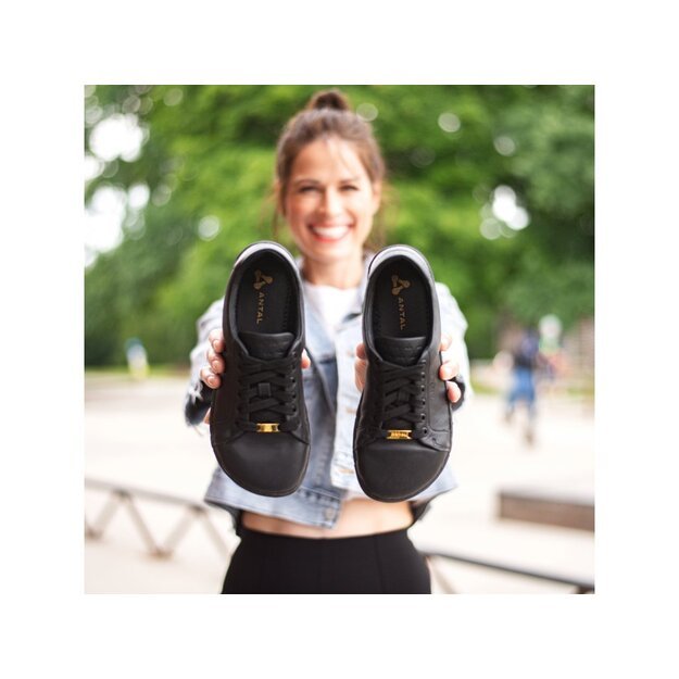 ANTAL Barefoot kedai Amada - juoda