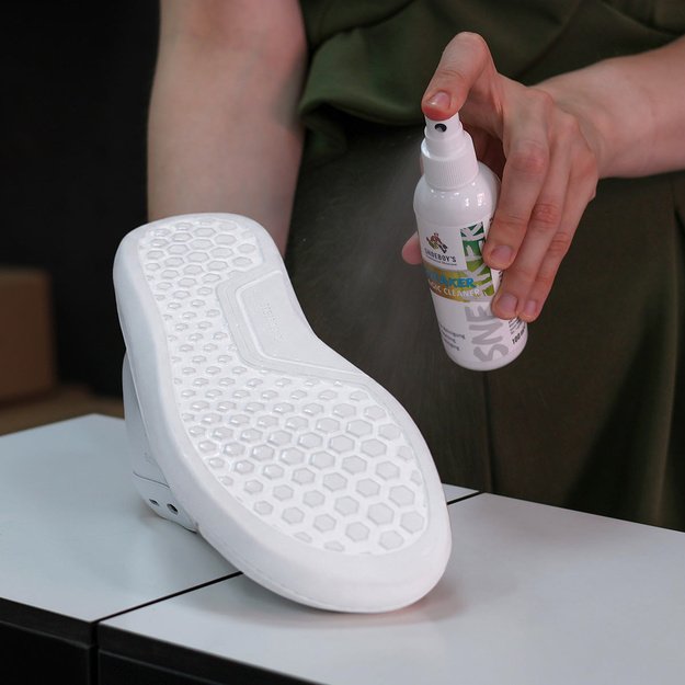 Shoe & Sole Cleaning Spray MAGIC CLEANER